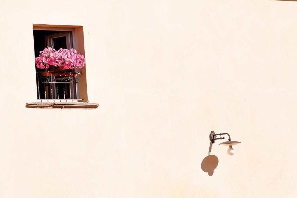 Borgo Sant'Ippolito Country Hotel Ginestra Fiorentina ภายนอก รูปภาพ