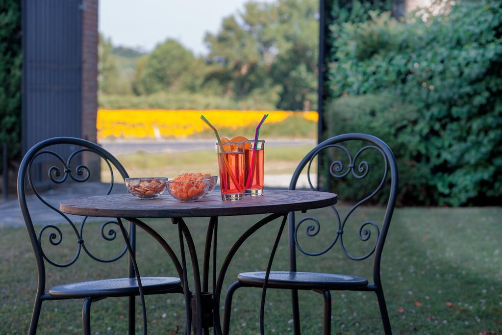 Borgo Sant'Ippolito Country Hotel Ginestra Fiorentina ภายนอก รูปภาพ