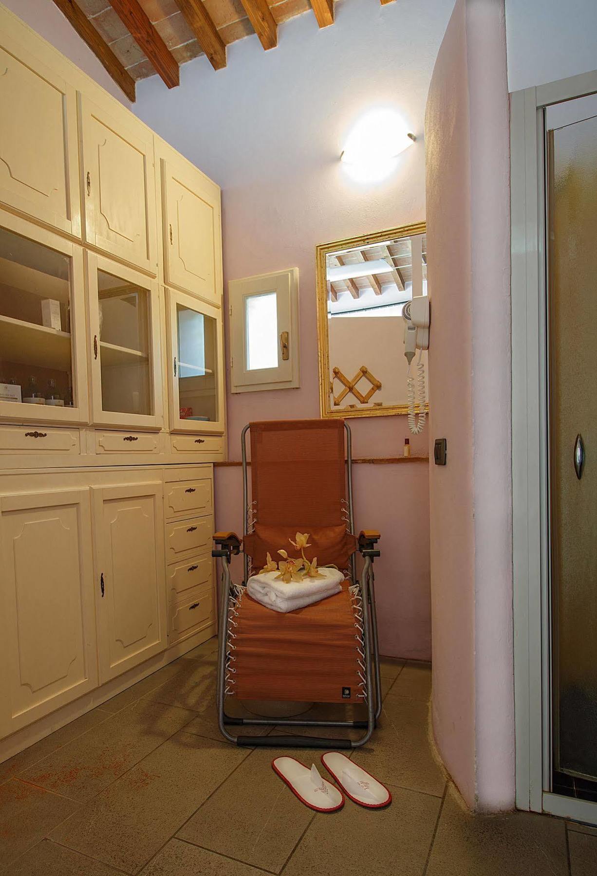 Borgo Sant'Ippolito Country Hotel Ginestra Fiorentina ภายนอก รูปภาพ